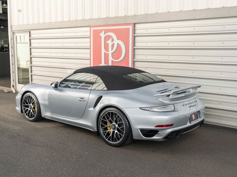 Used 2014 Porsche 911 Turbo S AWD/4WD image 31