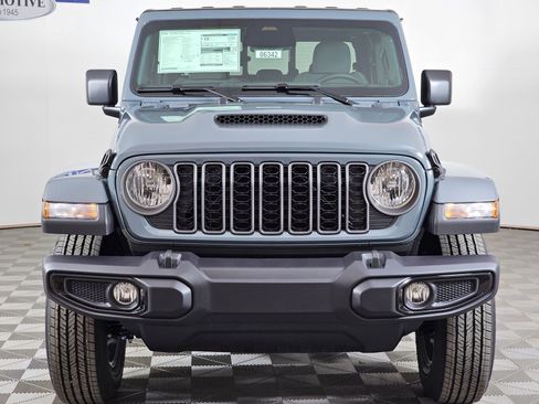 New 2026 Jeep Gladiator Sport image 9