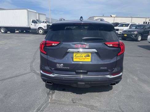 Used 2018 GMC Terrain Denali w/ Comfort Package AWD/4WD image 7