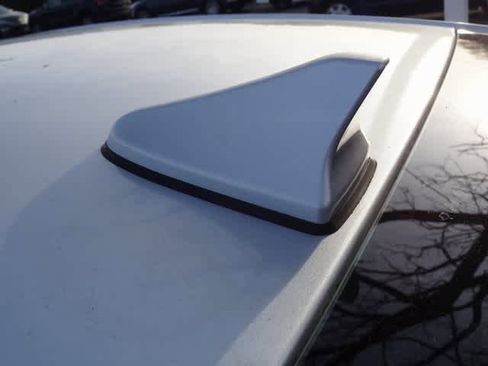 Used 2018 Hyundai Elantra SE w/ SE Connectivity Package 04 image 17