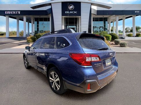 Used 2019 Subaru Outback 2.5i Limited AWD/4WD image 3