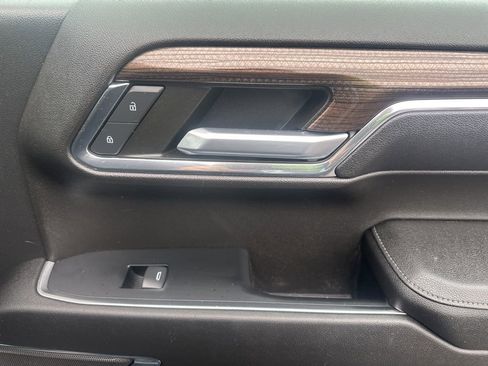 Used 2023 Chevrolet Silverado 1500 LT image 14