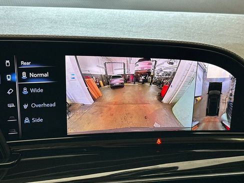 Used 2023 Cadillac Escalade Sport AWD/4WD image 26