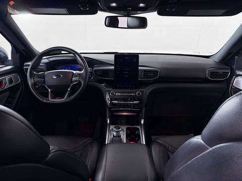 Used 2020 Ford Explorer ST w/ ST Street Pack image 25