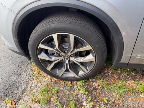 Used 2024 Acura MDX w/ Technology Package FWD image 13