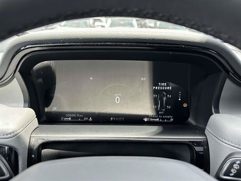 Certified 2022 Lincoln Nautilus Reserve AWD/4WD image 38