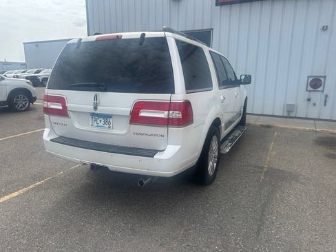 Used 2013 Lincoln Navigator 4WD w/ HD Trailer Tow Pkg image 3