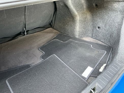 Used 2021 Nissan Versa SV FWD image 19