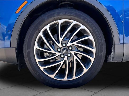 Used 2020 Lincoln Nautilus Reserve w/ Equipment Group 201A FWD image 11