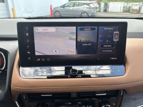 Used 2026 Nissan Rogue Platinum w/ Platinum Premium Package AWD/4WD image 17