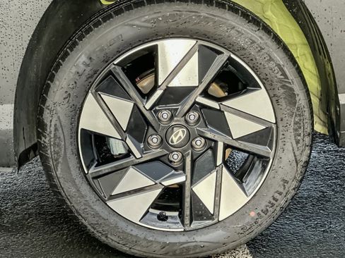 Used 2024 Hyundai Kona SEL image 26