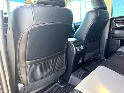 Used 2022 Toyota 4Runner SR5 Premium image 18