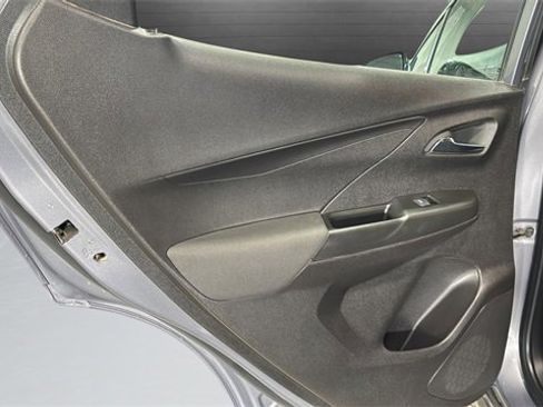Used 2023 Chevrolet Bolt LT image 26