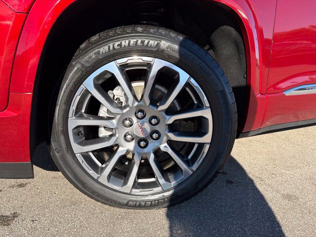 Used 2023 GMC Acadia Denali w/ Denali Ultimate Package AWD/4WD image 9