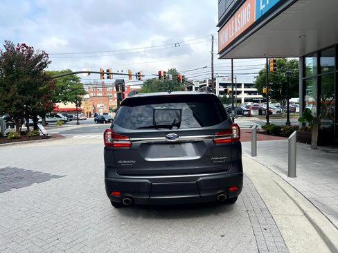 Used 2019 Subaru Ascent Limited AWD/4WD image 5