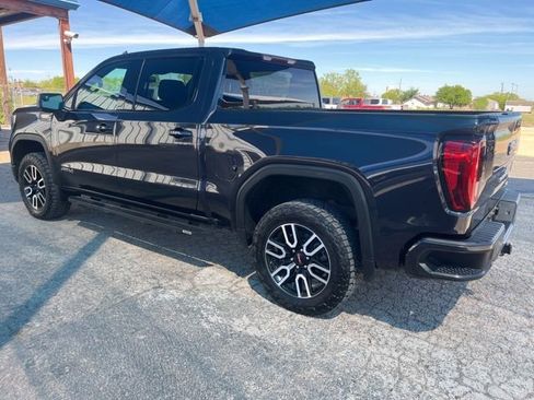 Used 2022 GMC Sierra 1500 AT4 image 8