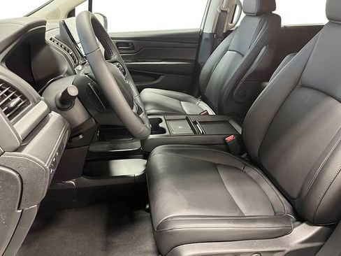 New 2026 Honda Odyssey EX-L image 9