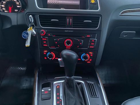 Used 2011 Audi Q5 2.0T Premium image 13