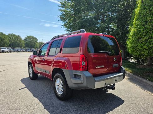 Used 2014 Nissan Xterra S image 3