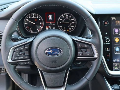 Used 2025 Subaru Outback Premium w/ Popular Package #1 AWD/4WD image 12