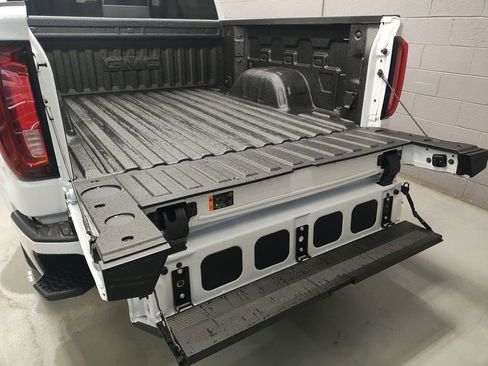 New 2026 GMC Sierra 1500 Denali AWD/4WD image 22