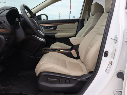 Used 2021 Honda CR-V Touring image 9
