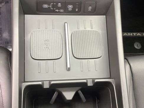 Used 2025 Hyundai Santa Fe Limited image 31