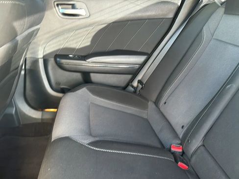 Used 2019 Dodge Charger SXT w/ Blacktop Package image 38