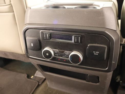 Used 2019 Ford Expedition Limited w/ Equipment Group 302A image 18