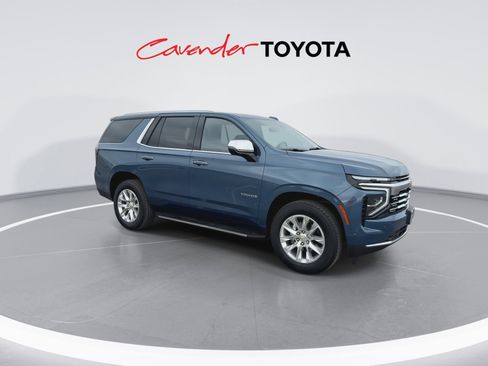 Used 2025 Chevrolet Tahoe Premier image 2