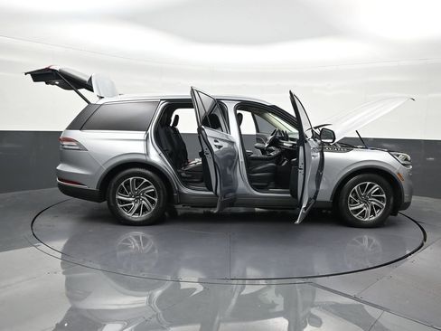 Used 2021 Lincoln Aviator 2WD image 33