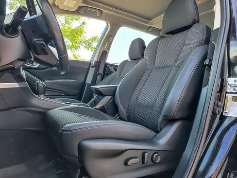 Certified 2023 Subaru Forester Premium AWD/4WD image 7