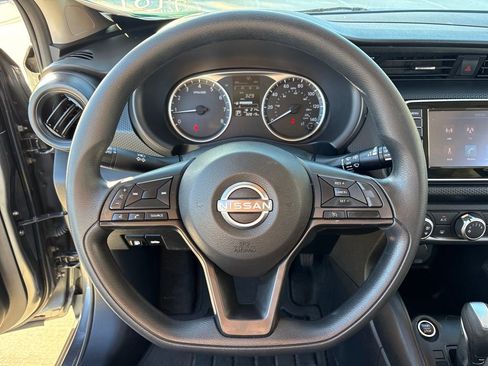 Used 2024 Nissan Kicks S image 17