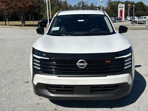 New 2026 Nissan Kicks SR image 2