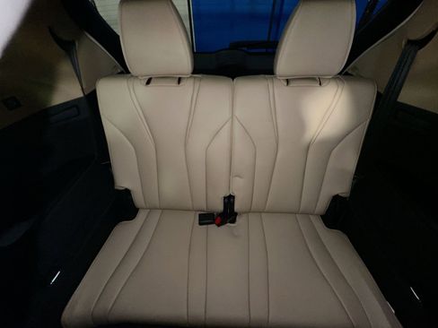 Used 2023 Acura MDX Advance image 35