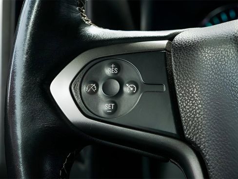 Used 2018 Chevrolet Silverado 1500 LT w/ All Star Edition image 32