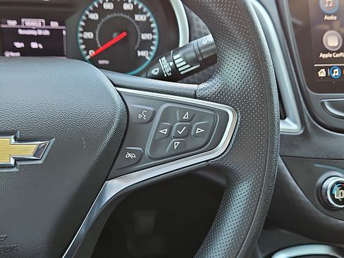 Used 2024 Chevrolet Malibu LT FWD image 19