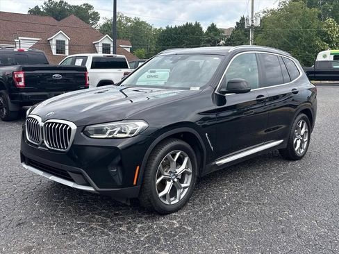 Used 2024 BMW X3 xDrive30i AWD/4WD image 3