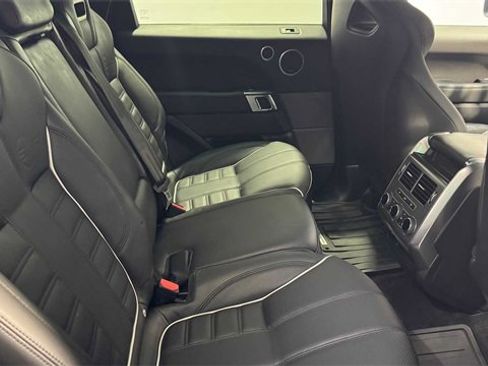 Used 2017 Land Rover Range Rover Sport SVR image 16