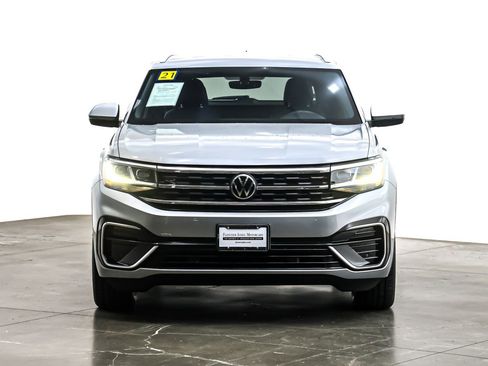 Used 2021 Volkswagen Atlas Cross Sport SE w/ V6 Towing Package image 3