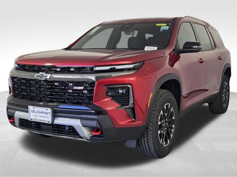 New 2026 Chevrolet Traverse Z71 w/ Driver Confidence Package AWD/4WD image 3