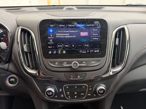 Used 2023 Chevrolet Equinox RS w/ RS Leather Package FWD image 14