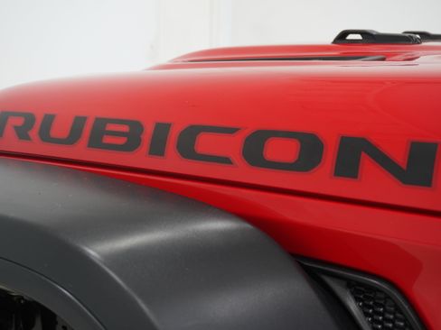 Used 2020 Jeep Gladiator Rubicon AWD/4WD image 7