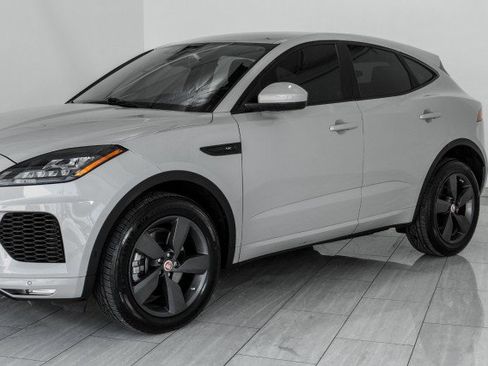Used 2019 Jaguar E-PACE R-Dynamic SE image 60