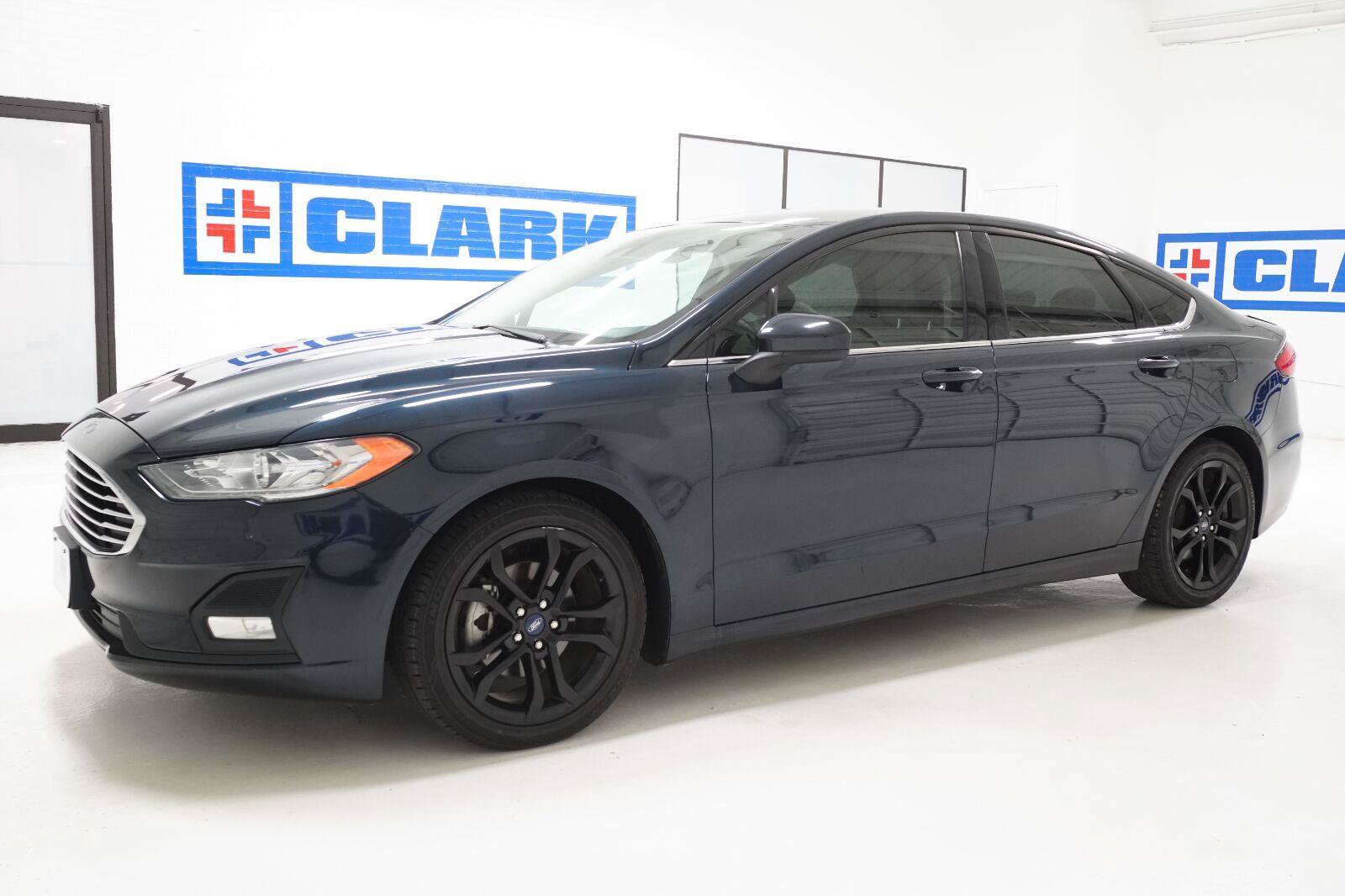 Used 2020 Ford Fusion SE w/ Equipment Group 151A FWD image 28