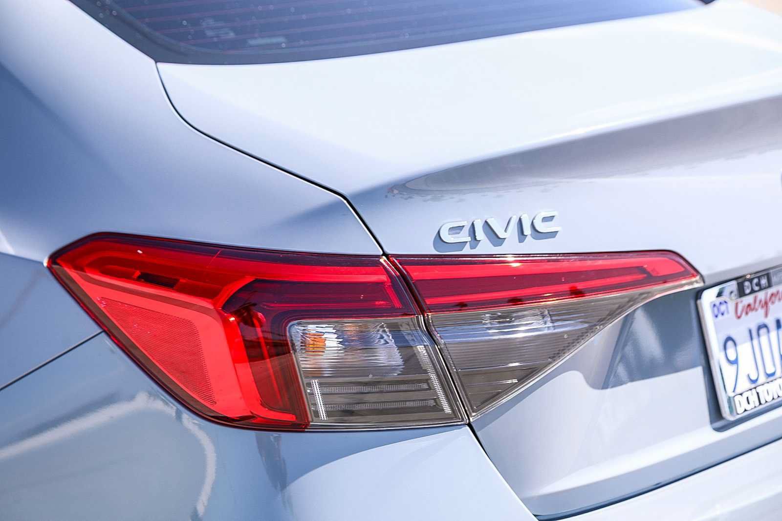 Used 2024 Honda Civic Sport image 9