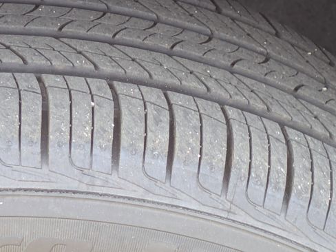 Certified 2025 Nissan Rogue SL AWD/4WD image 11