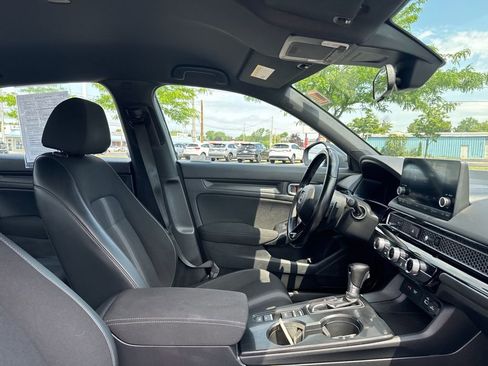 Used 2022 Honda Civic Sport image 17