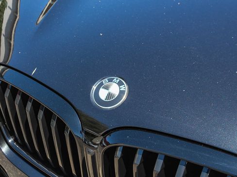 Used 2023 BMW X3 sDrive30i w/ M Sport Package RWD image 11
