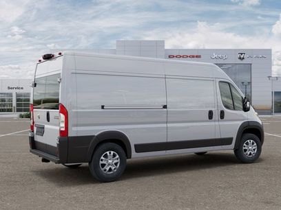 New 2025 RAM ProMaster 3500 w/ Quick Order Package 22G SLT